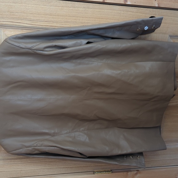 Pistola Roman oversized double breasted faux leather blazer taupe large NWT - Picture 6 of 7